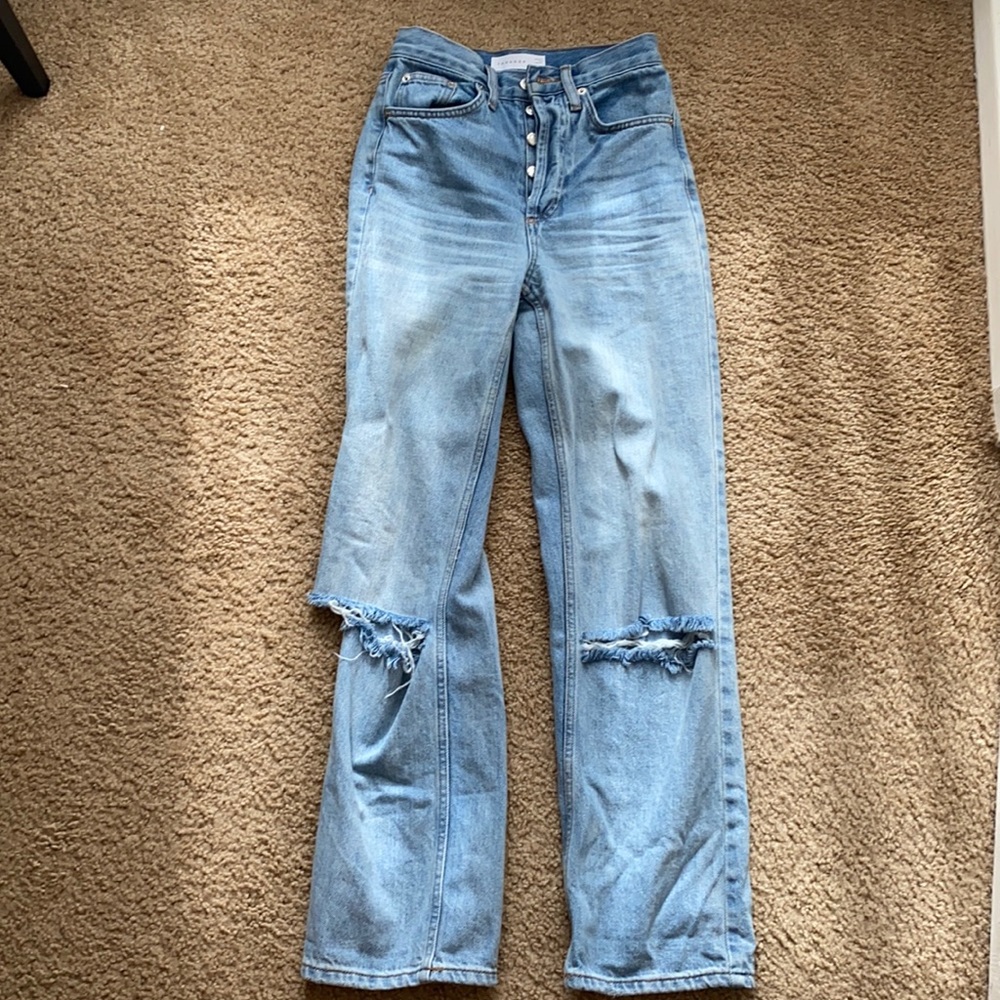 TOPSHOP STRAIGHT LEG JEANS